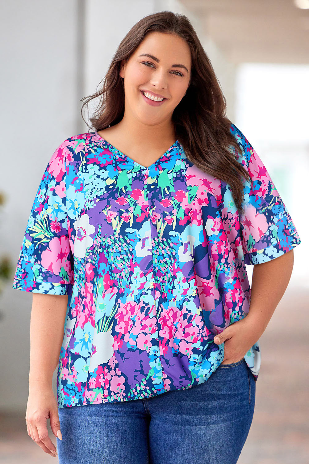 Floral Center Seam V-Neck Blouse plus size curve