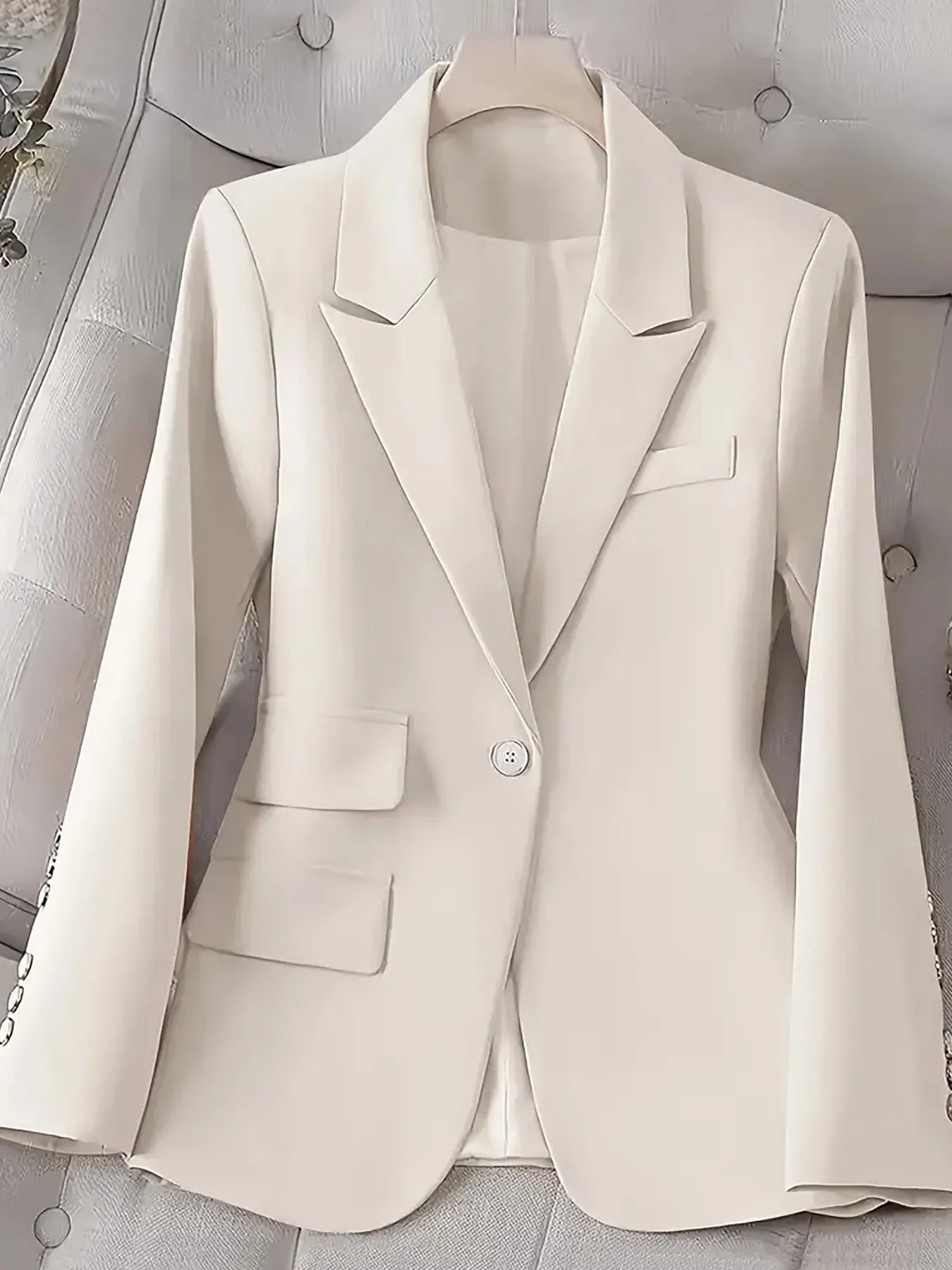Single-Button Long Sleeve Blazer white