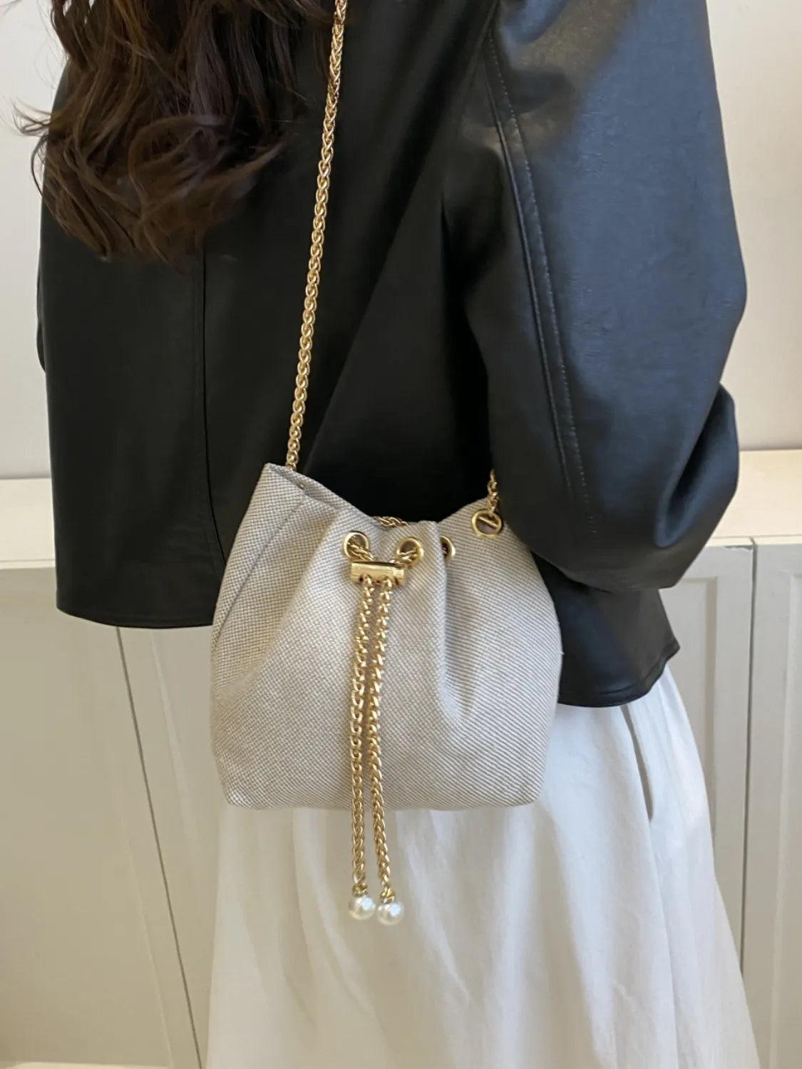 Straw Braided Chain Bucket Bag