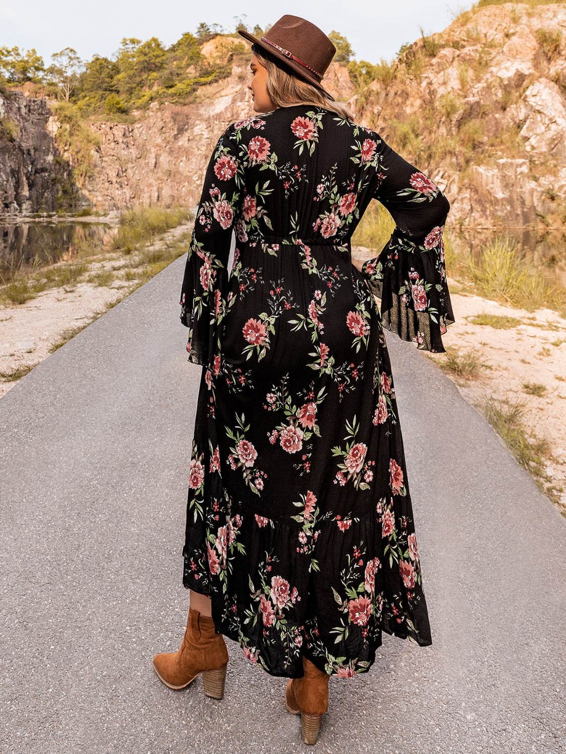 Floral Flare Sleeve Maxi Dress (Curve) - MARIGOLD