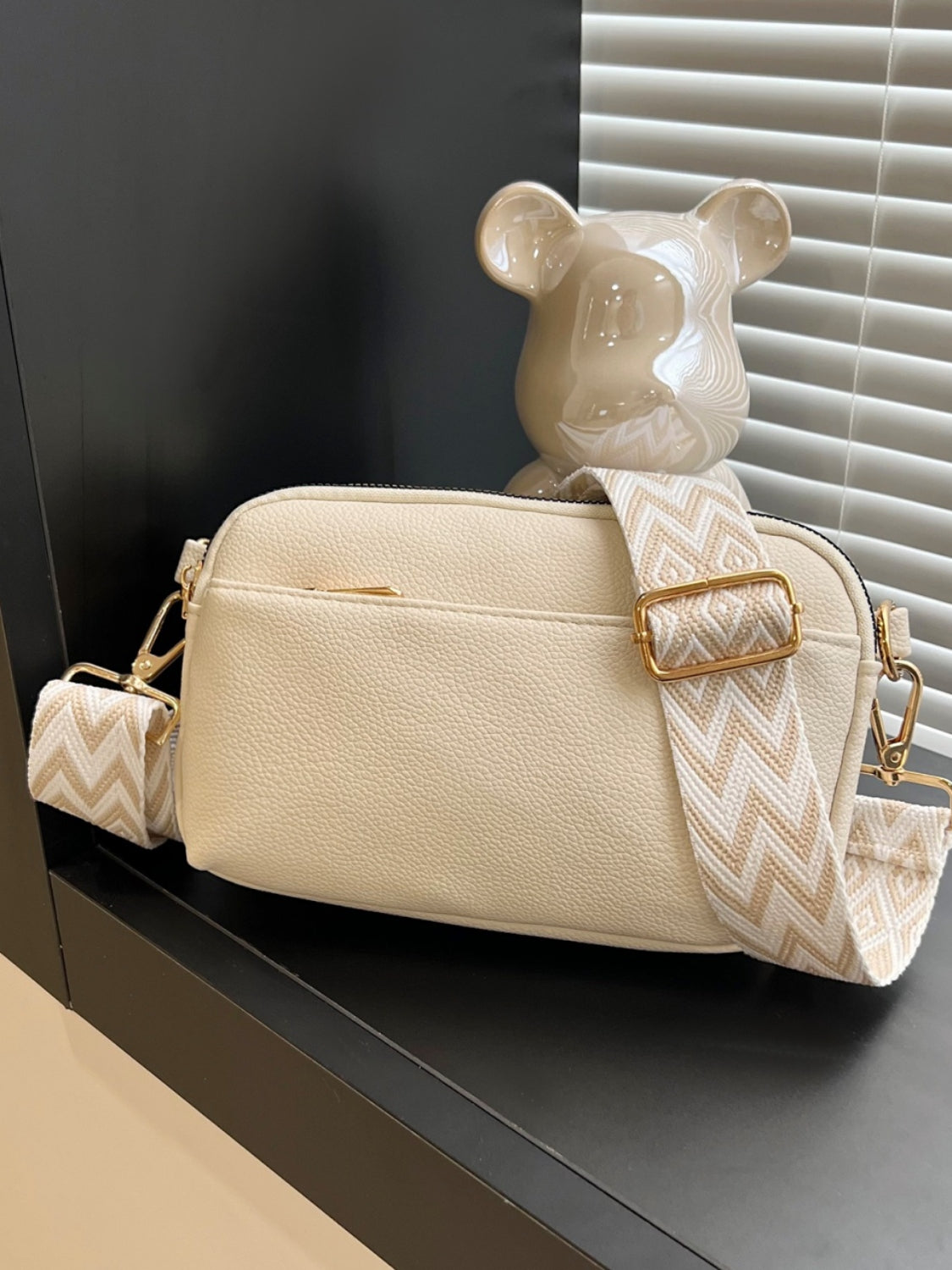 Minimalist Single Strap Crossbody Bag - MARIGOLD