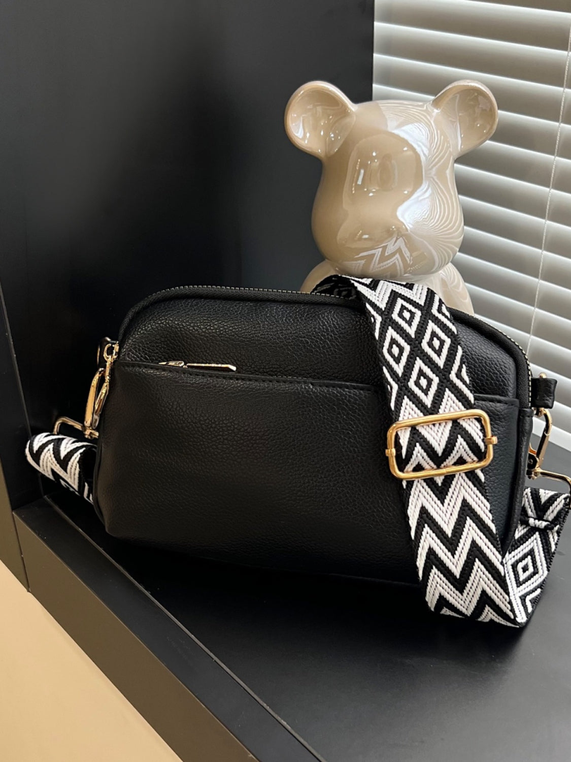 Minimalist Single Strap Crossbody Bag - MARIGOLD