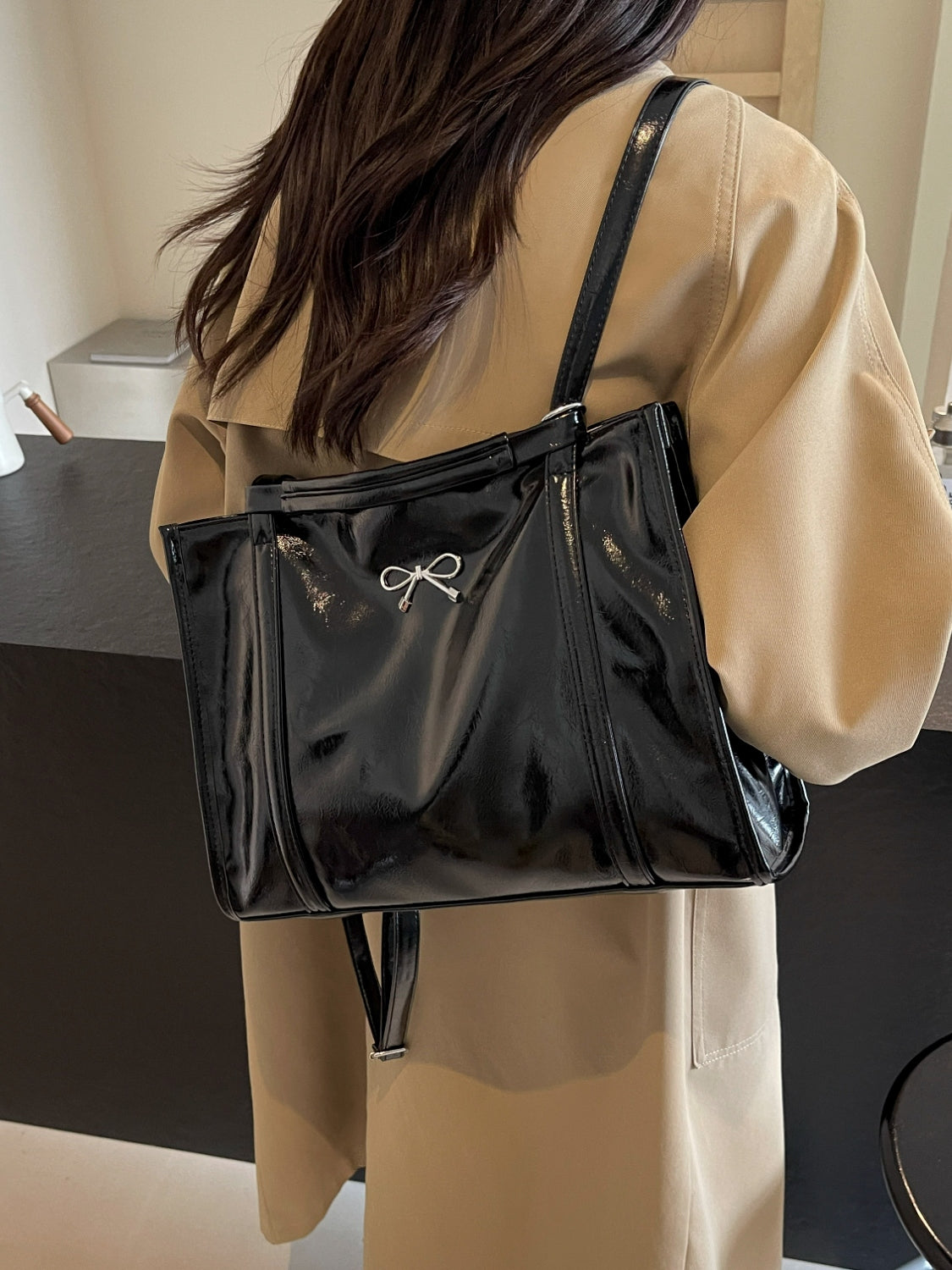 The Chic Bow Shoulder Bag