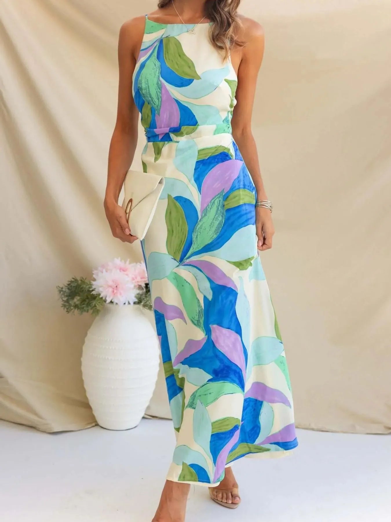Modern Floral Print Backless Maxi Dress blue