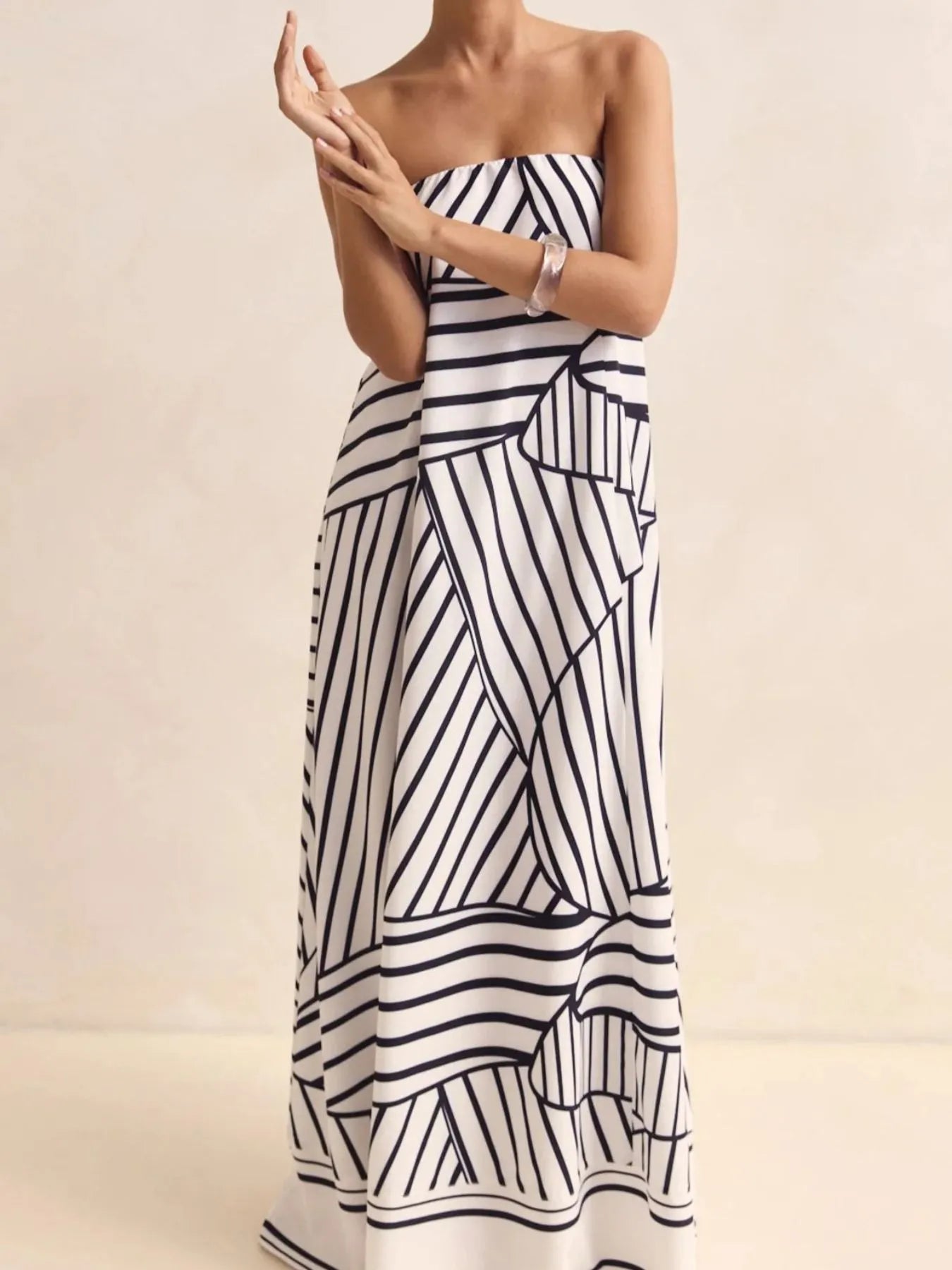 Strapless Printed Tube Maxi Dress black white