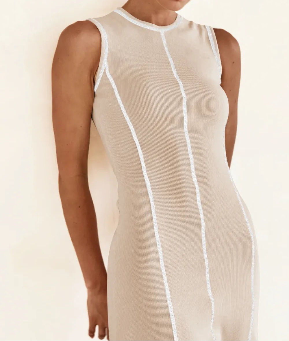 9cc61a57-5f6c-4a37-8a8a-8065d8378629-Max