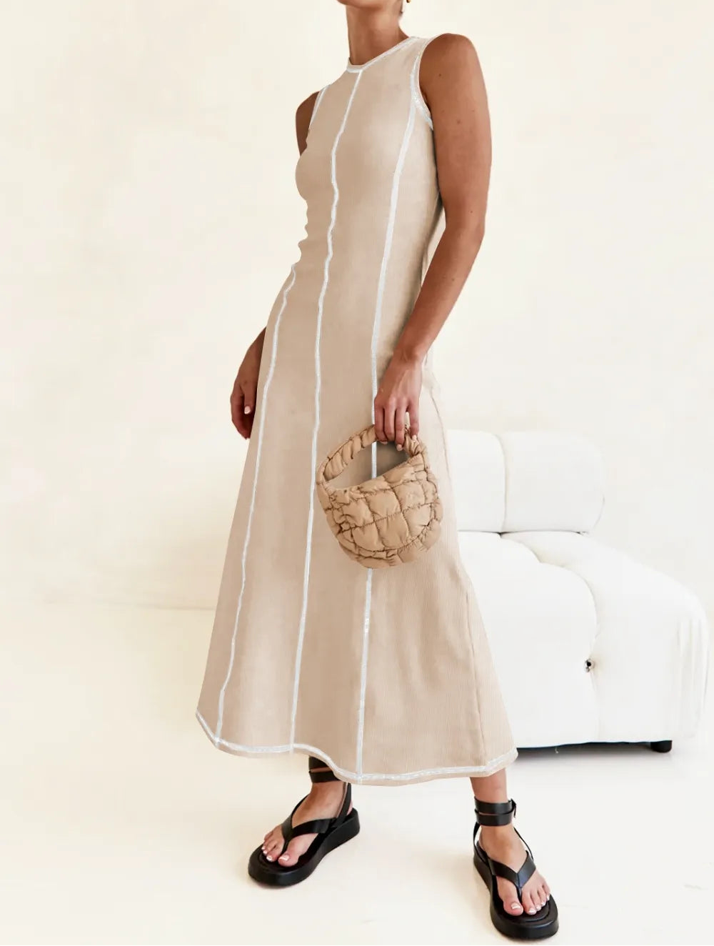 3e7f2b44-3348-4cfb-9664-85695f2a495c-Max