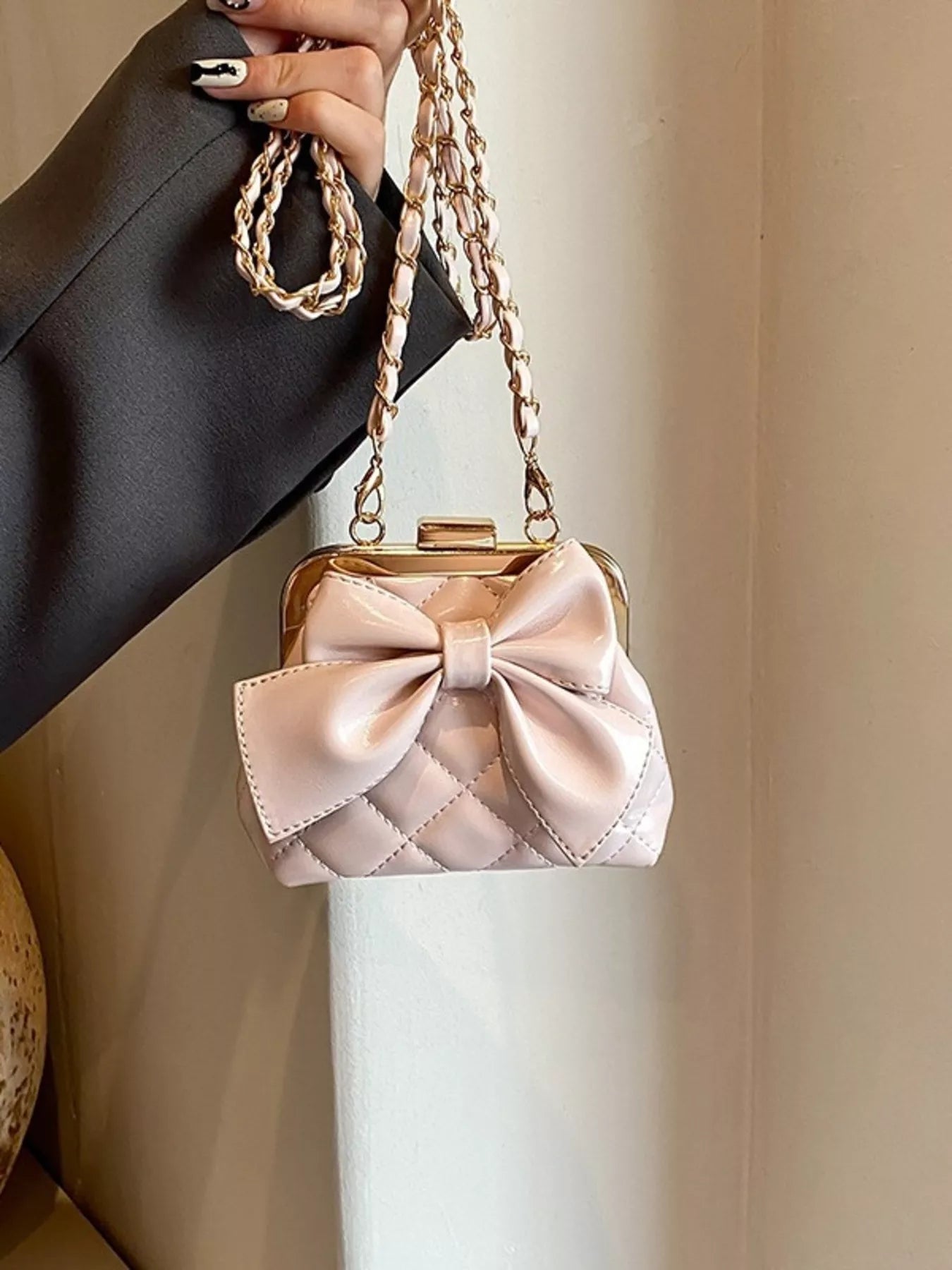 Quilted Crossbody Bag with Bow 