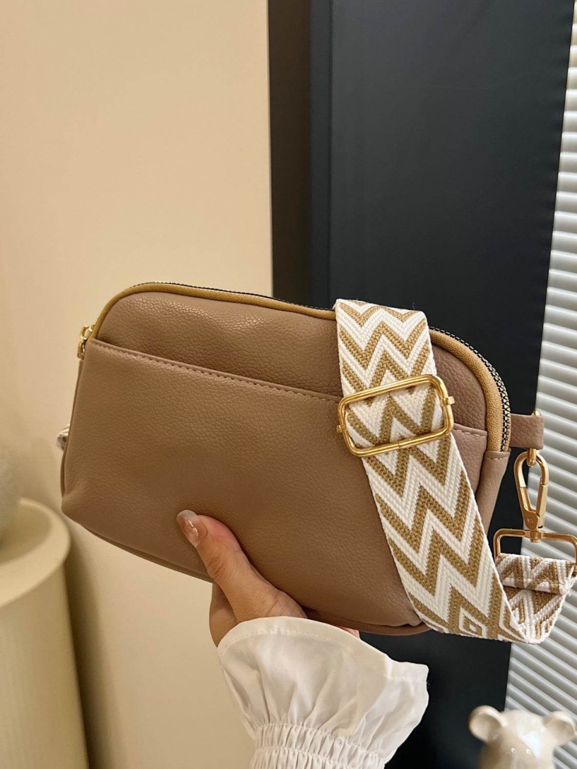 Minimalist Single Strap Crossbody Bag - MARIGOLD 