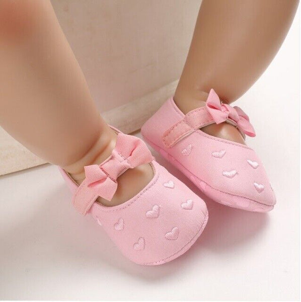 NEW Size 11.5 cm Girls Baby Shoes 6-12 months Pink Embroidered Heart Baby Shoes