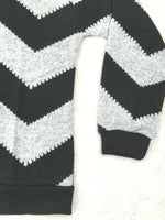 NEW Size 4 Years Boys Clothing Boys Top Black Grey Chevron Long Sleeve Top