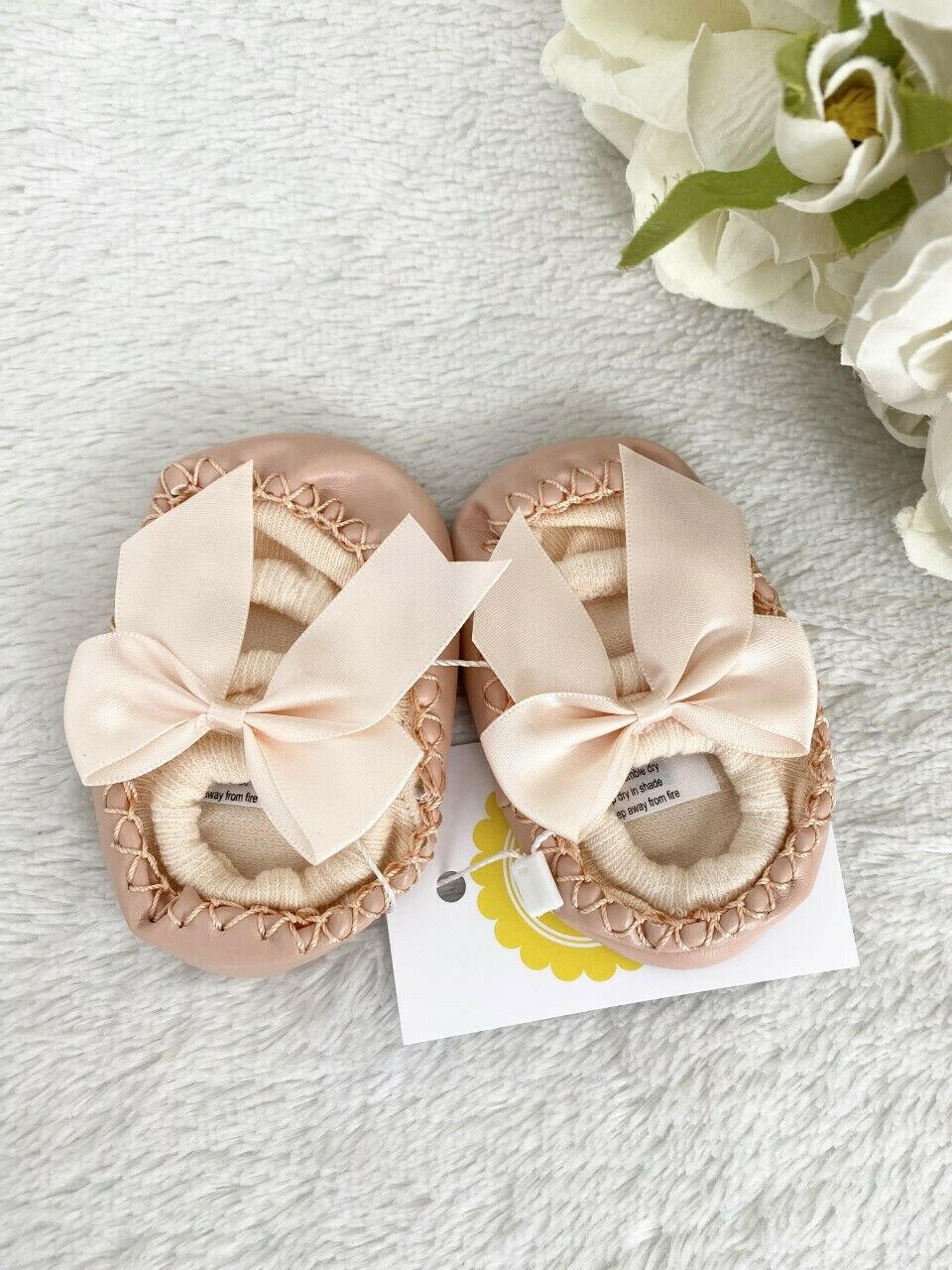 NEW Size 12cm Girls Baby Shoes 6-12 months Pink Ballet Style Bow Baby Shoes.